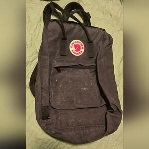 17" laptop backpack & water bottle sleeve